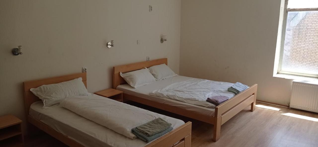 Holiday Apartments Subotica Buitenkant foto